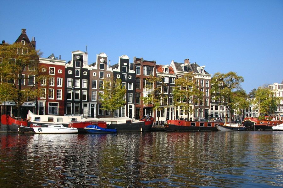 Amsterdam-Bed-And-Breakfast