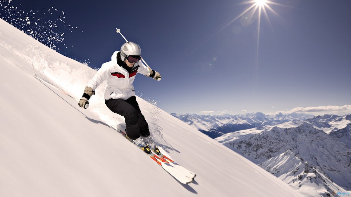 pic skiing