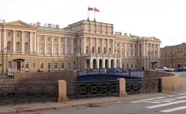 Императорские дворцы Санкт-Петербурга