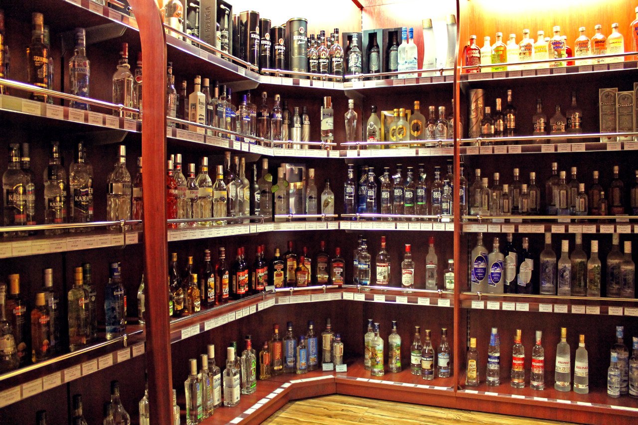 склад-магазин спиртных напитков